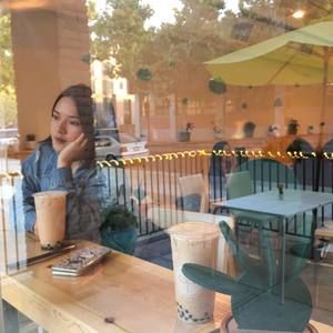 Meet your Posher, Joanna